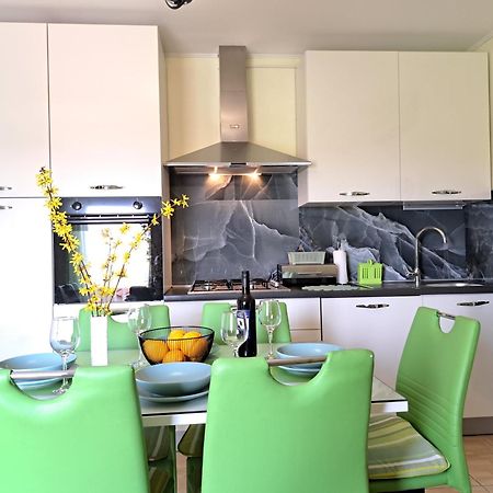 Apartment Penic Kaštela Екстериор снимка