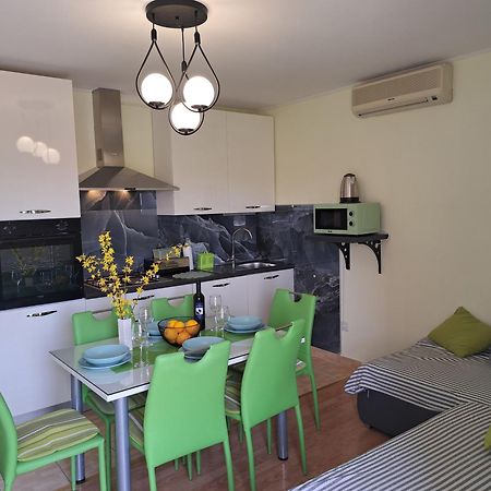 Apartment Penic Kaštela Екстериор снимка