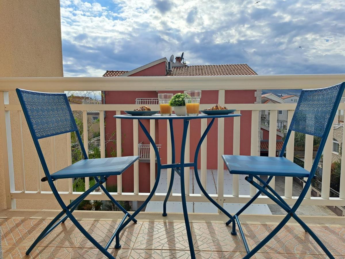 Apartment Penic Kaštela Екстериор снимка