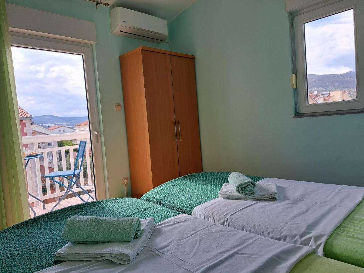 Apartment Penic Kaštela Екстериор снимка