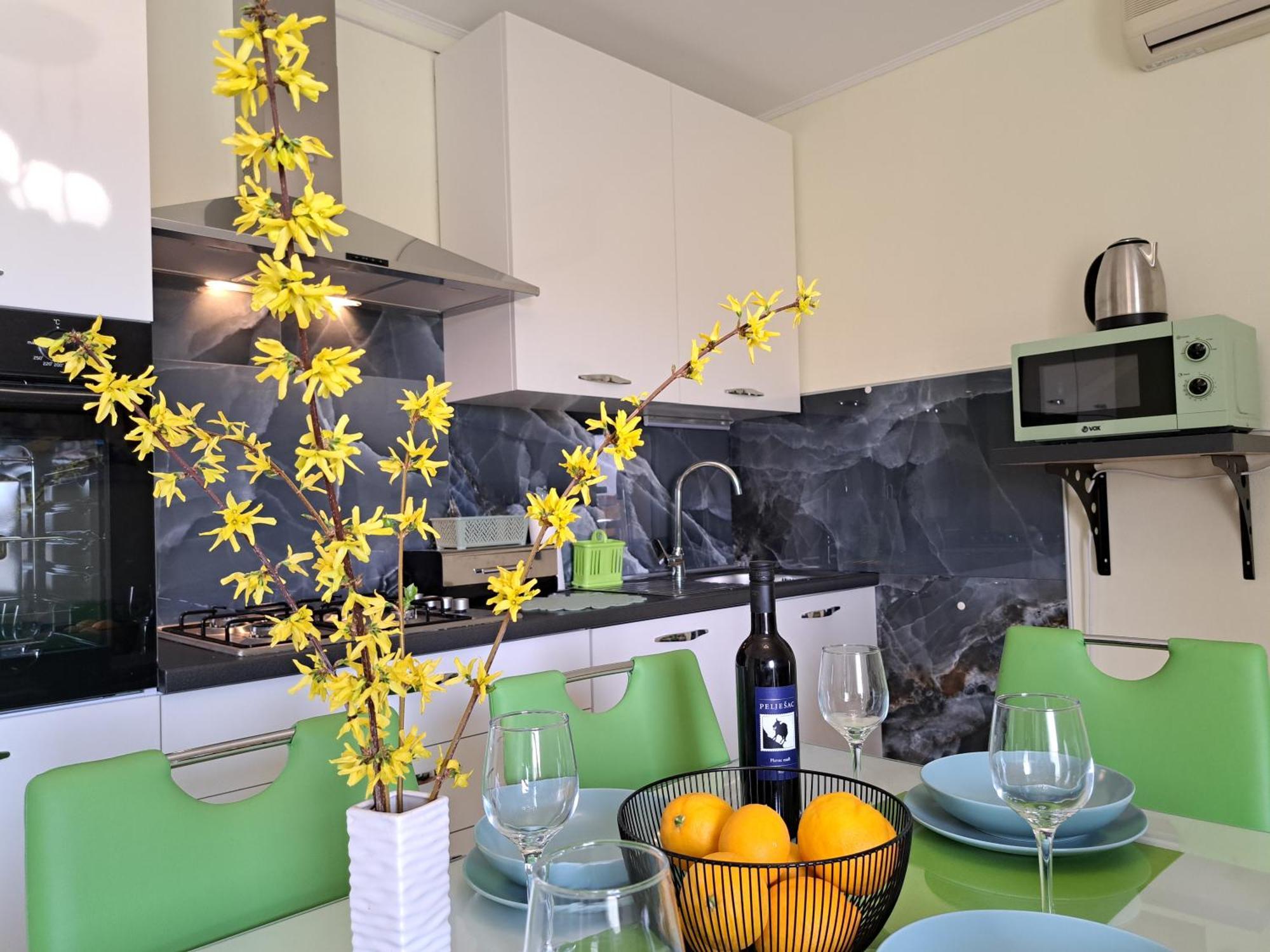 Apartment Penic Kaštela Екстериор снимка
